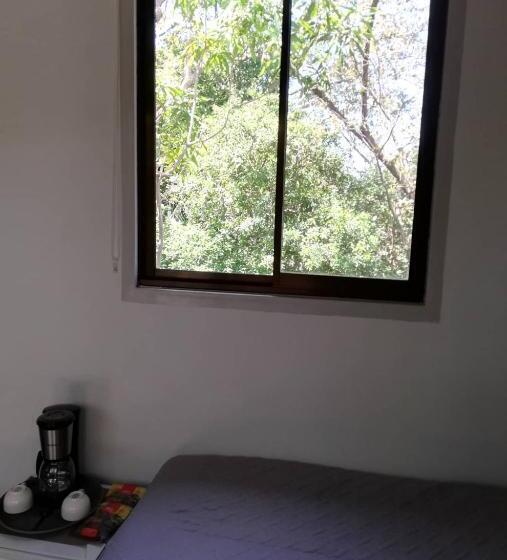 חדר סטנדרט לשלושה עם נוף לגינה, Green Sanctuary