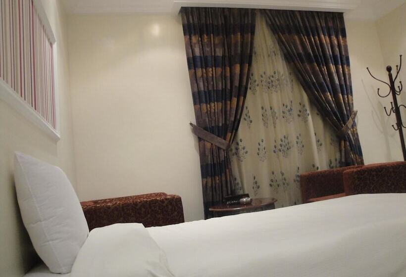 Студия Стандарт, Marina Royal Hotel Suites