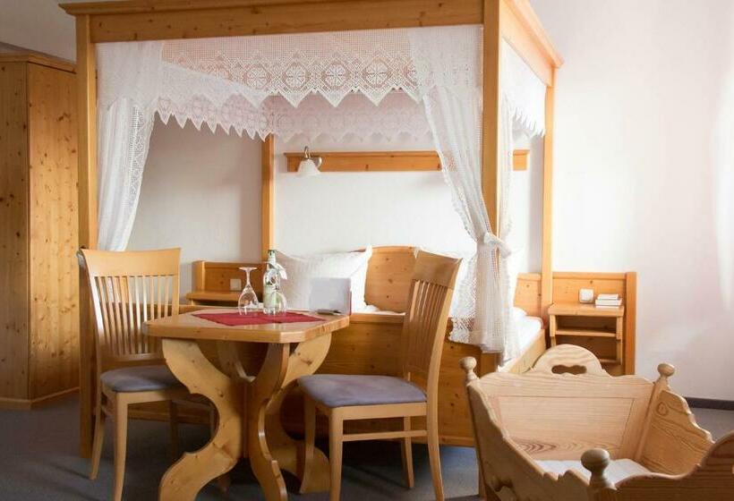 Номер Стандарт, Gasthof Weißer Löwe Inh Björn Simon Reese