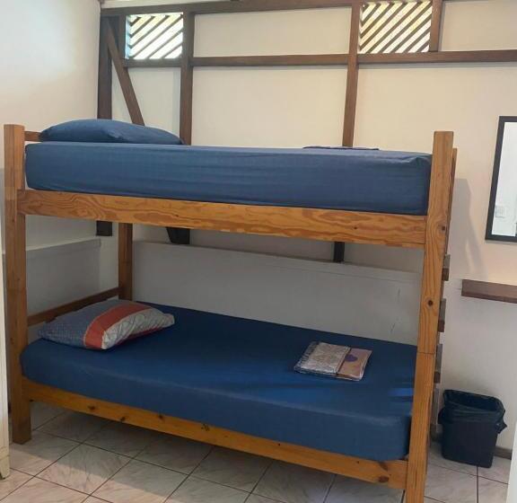 공동 객실, Pura Vida Mini Hostel Santa Teresa