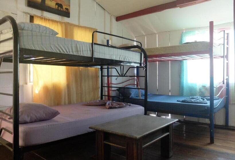 Quarto Familiar, Pura Vida Mini Hostel Santa Teresa