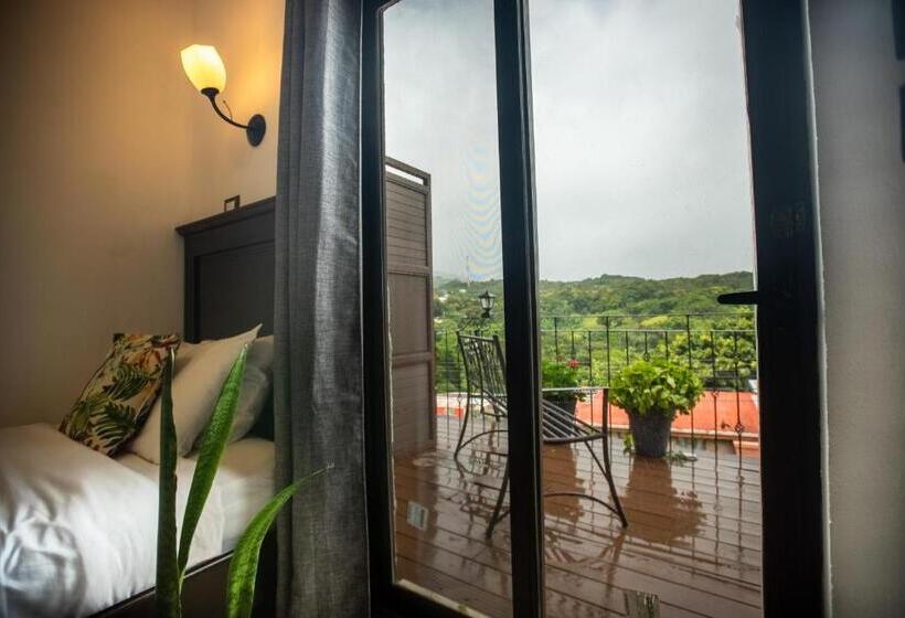 Семейный Номер, Camino Verde B&b Monteverde Costa Rica