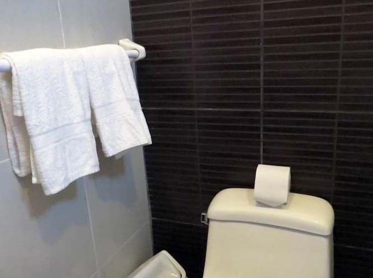 اتاق استاندارد, Pirwa Maldonado Hostel