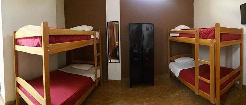 تختخواب در اتاق مشترک, Pirwa Maldonado Hostel