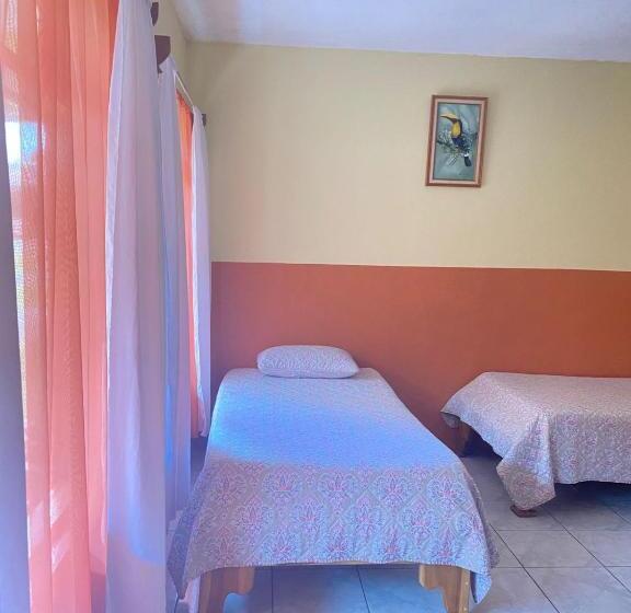 اتاق استاندارد سه نفره, La Puesta Del Sol B&b