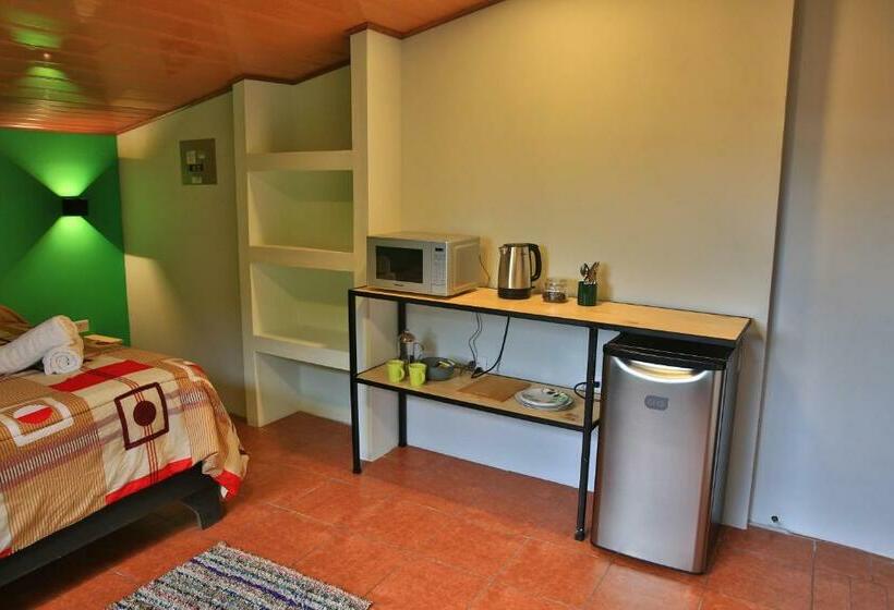 豪华房间, Mangifera Hostel