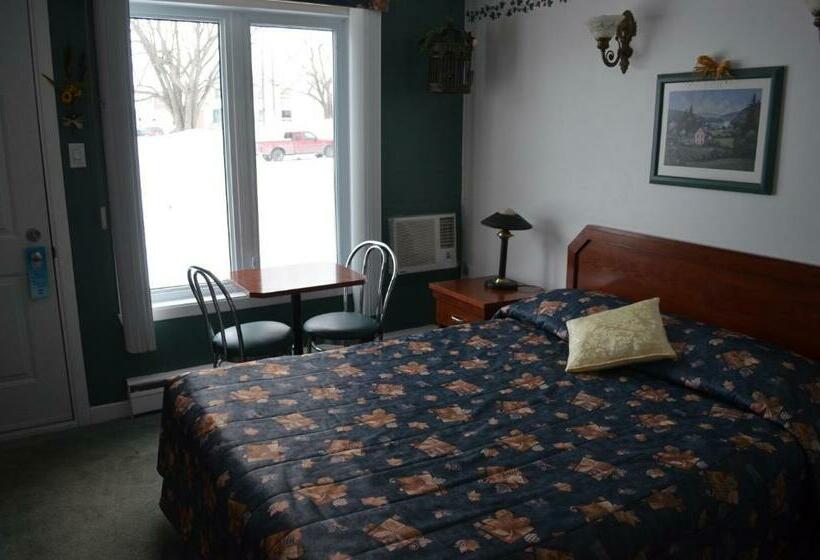 غرفة قياسية مزوَّدة بجاكوزي, Motel Anf