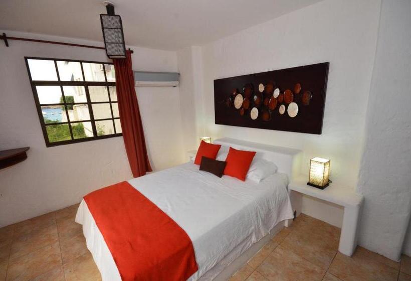 Quarto Estandar, Casa Opuntia