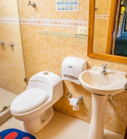 スタンダード４人部屋, Hostal San Jorge