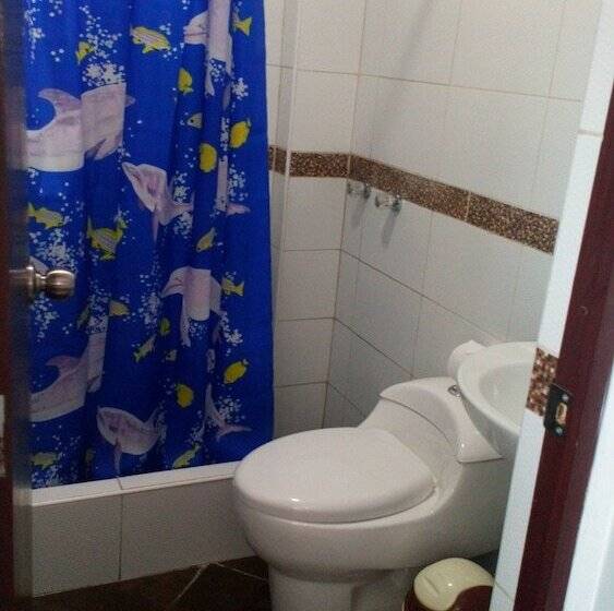 Quarto Estandar, Lucero