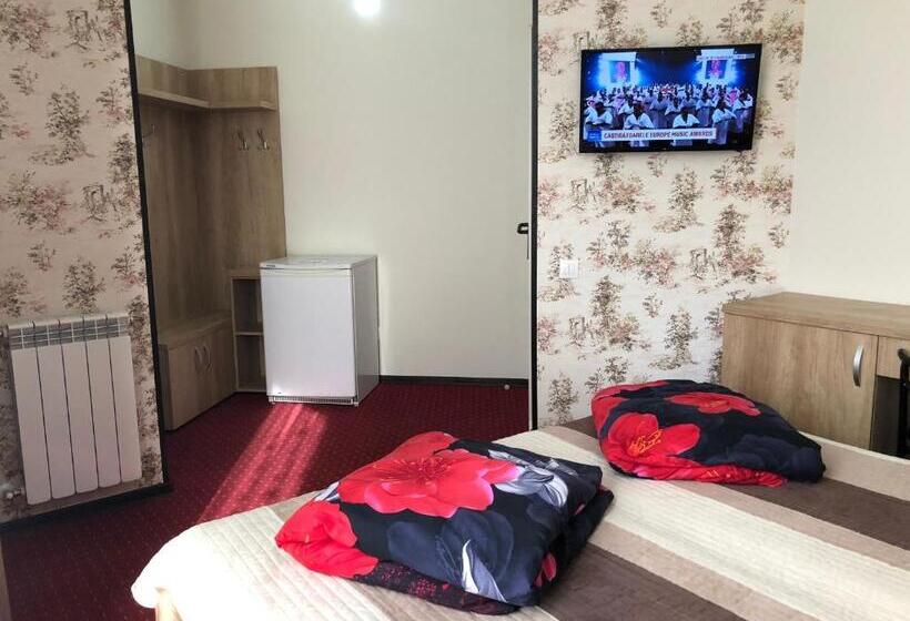 اتاق استاندارد, Motel Carmen