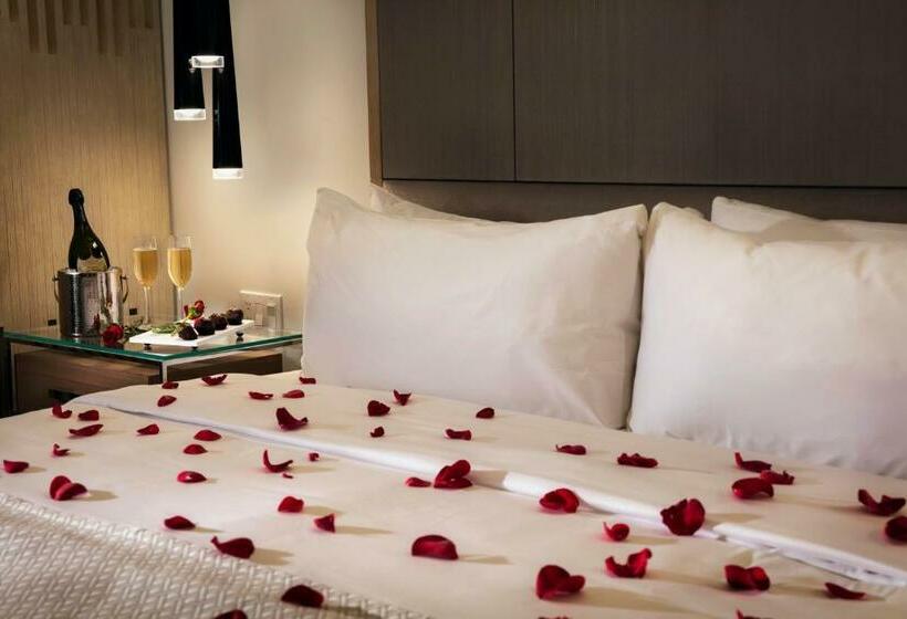 발코니가 있는 스위트, H2o Suites Adults Only