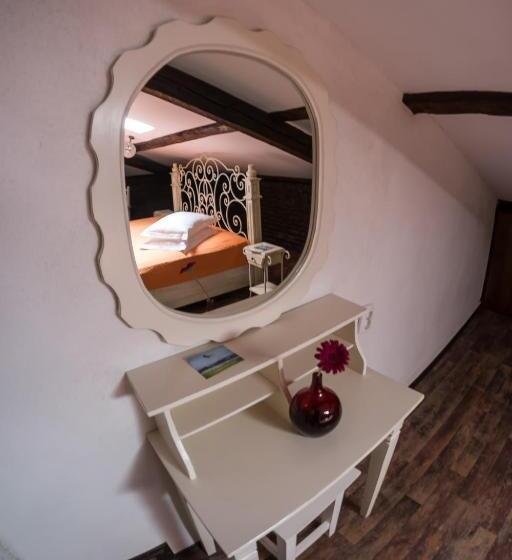 جناح, Residenza Dutzu Boutique