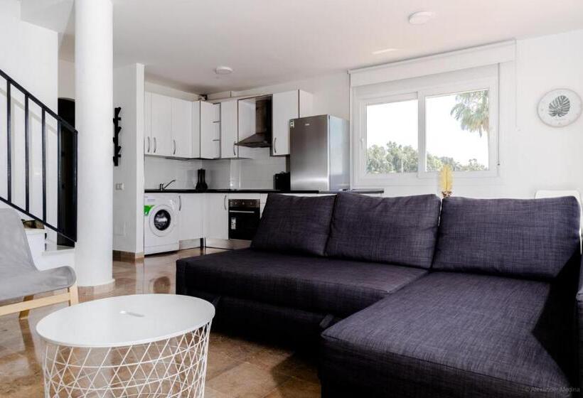 ツーベッドルーム　ヴィラ, Roquetas Beach And Playa Serena Golf Village