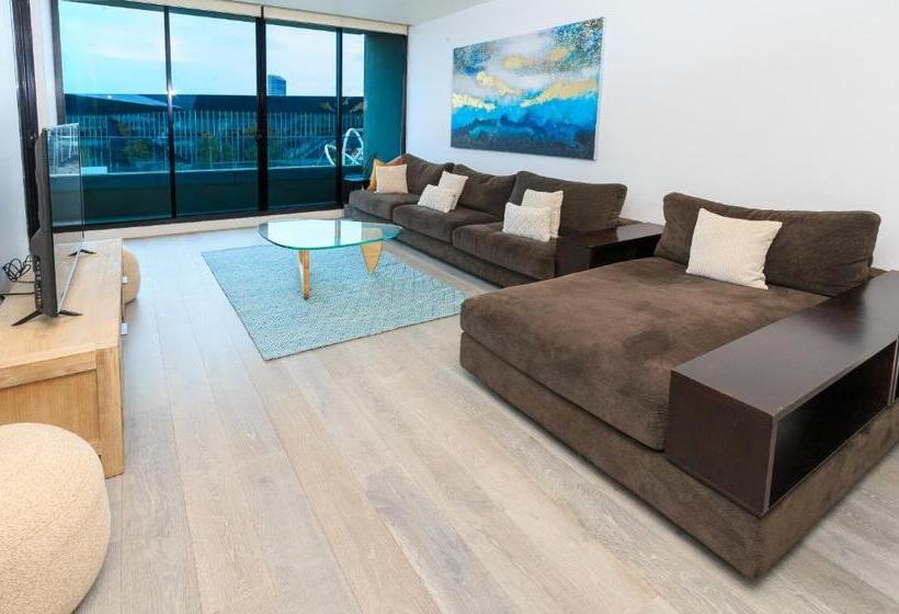 Апартаменты Ejecutiva 3 Спальни, Waterfront Melbourne Apartments