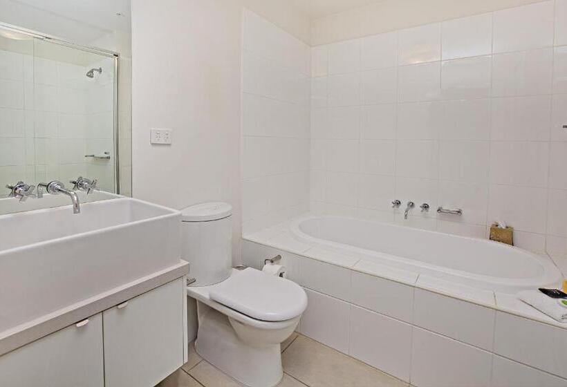 Апартаменты Ejecutiva 2 Спальни, Waterfront Melbourne Apartments