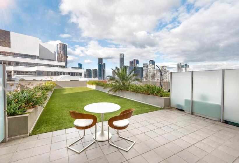Апартаменты 2 Спальни с Террасой, Waterfront Melbourne Apartments
