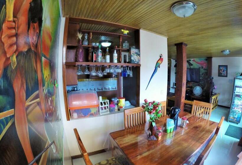 Семейный Номер, Hostal La Esperanza