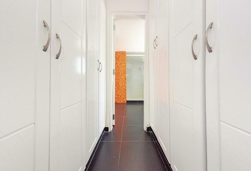 Quarto Quádruplo Estandar, Neos Hotel Cartagena