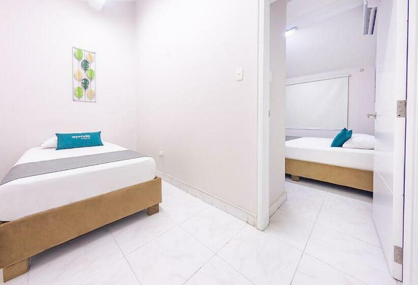 Quarto Quádruplo Estandar, Neos Hotel Cartagena