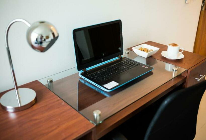 اتاق استاندارد با تخت بزرگ, Parque Del Sol