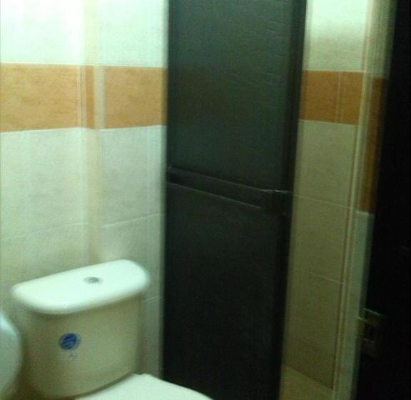 标准间, Táchiras