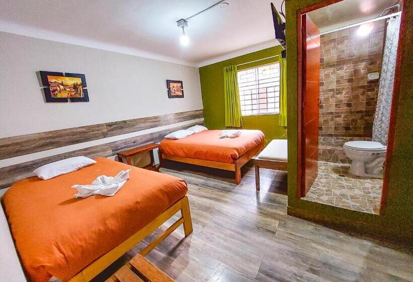 스탠다드 트리플 룸, Ukukus Hostel