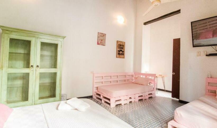اتاق استاندارد, Aroha Villana Hostel