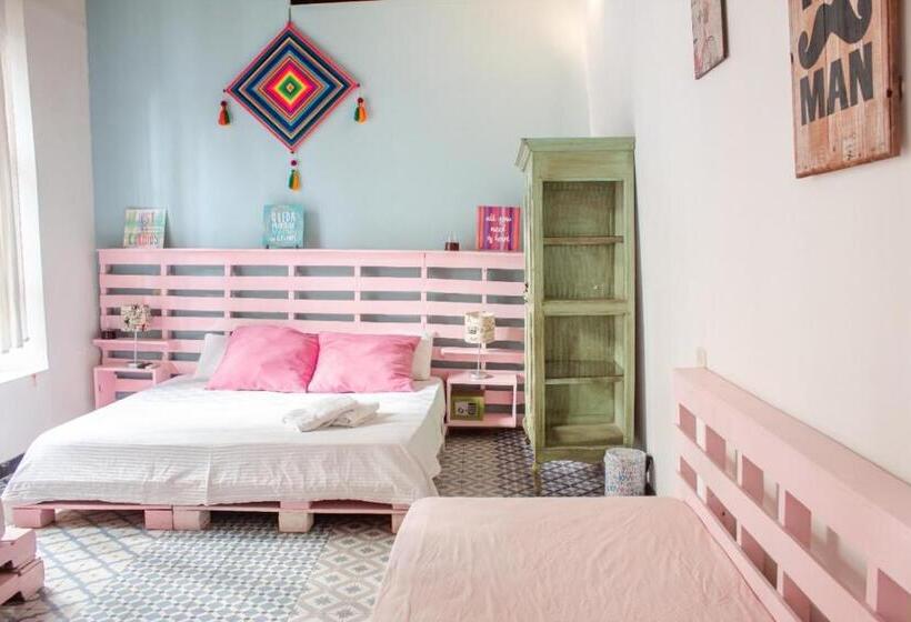 اتاق سوپریور چهار تخته, Aroha Villana Hostel