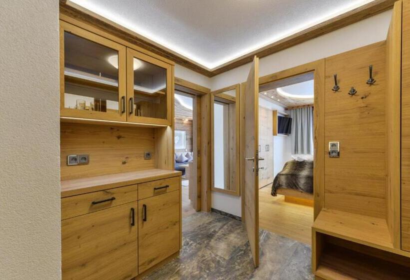 豪华套房, Oberlechtaler Hof Boutique