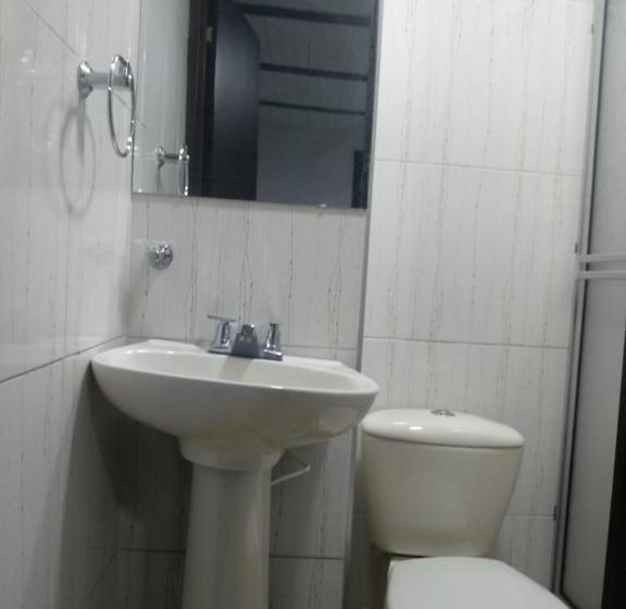 Quarto Estandar Individual, San Agustín