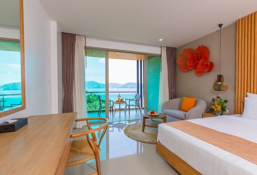 디럭스 룸, Wyndham Grand Phuket Kalim Bay