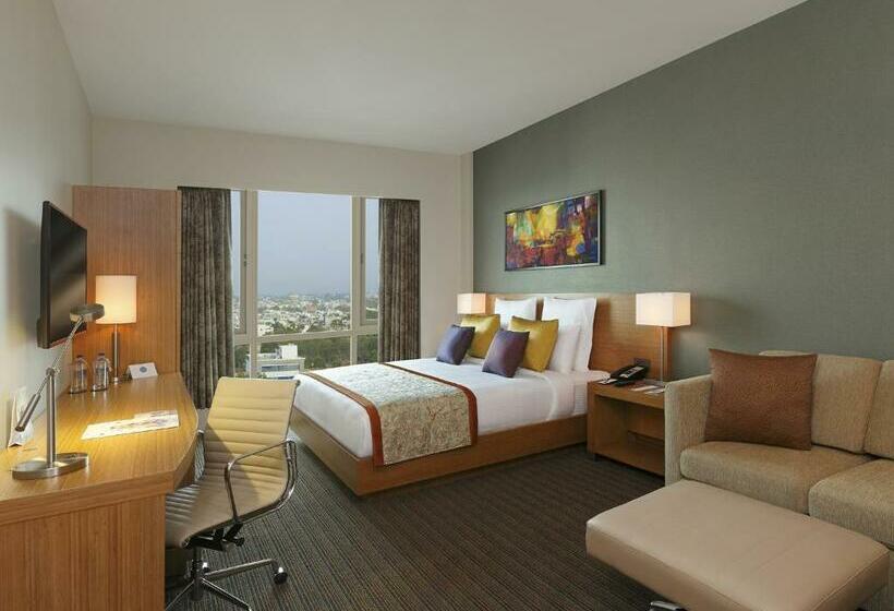 エクゼクティブルーム, Novotel Lucknow Gomti Nagar