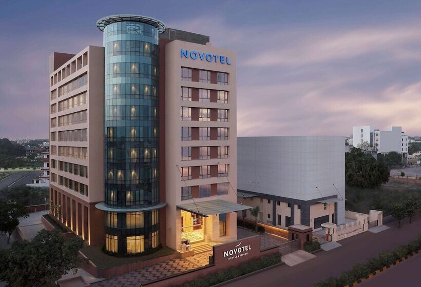 エクゼクティブルーム, Novotel Lucknow Gomti Nagar