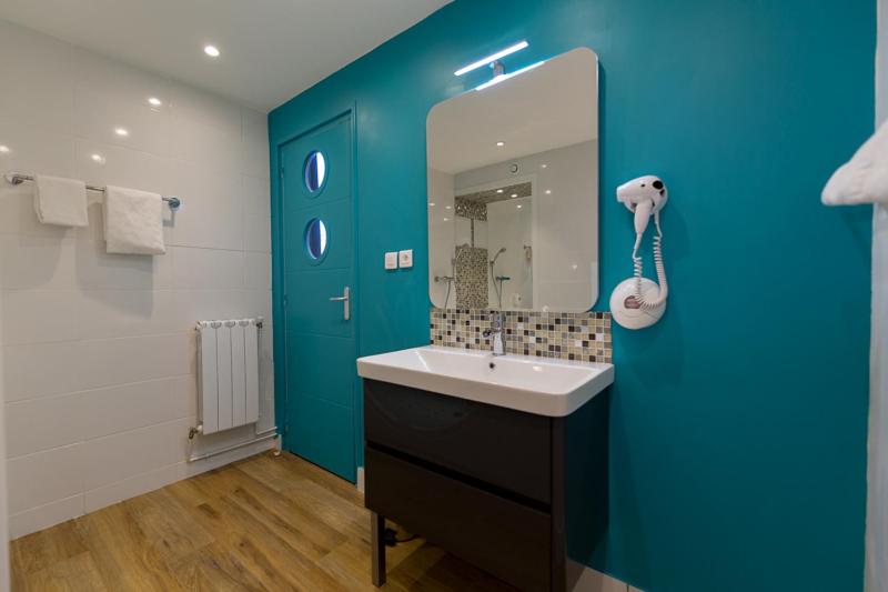 Номер Стандарт с Гидромассажем, Citotel Le Regina Bordeaux Gare Saint Jean