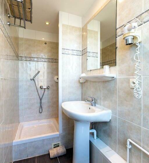 Классический Номер, Citotel Le Regina Bordeaux Gare Saint Jean