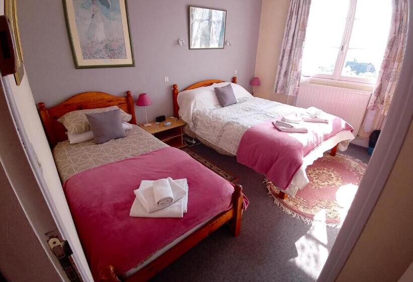 غرفة كلاسيكية ثلاثية, Lenard Charles Bed & Breakfast