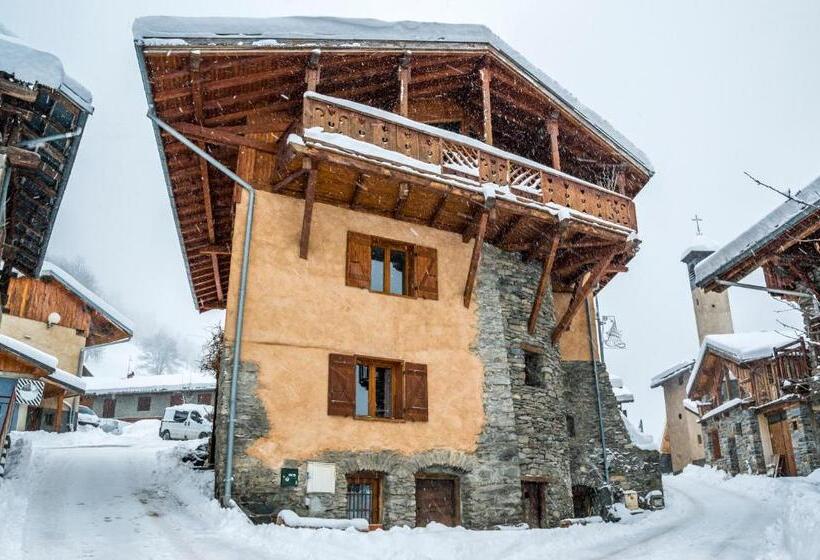کلبه ییلاقی سوپریور یک خوابه, La Portette Chambres D Hôtes
