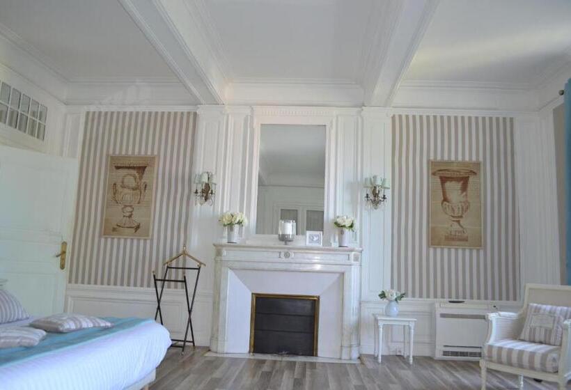 디럭스 스위트 킹 침대, Maison D Hôtes Les Jardins De Mazamet