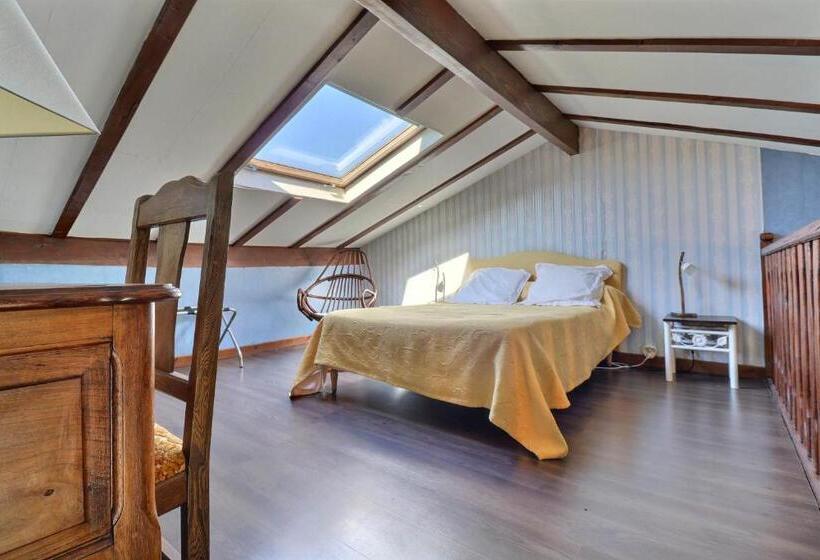 Семейный Номер, Domaine De Hurlevent