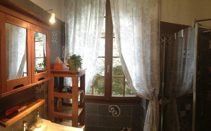 ドゥプレックスルーム, Domaine De Joreau