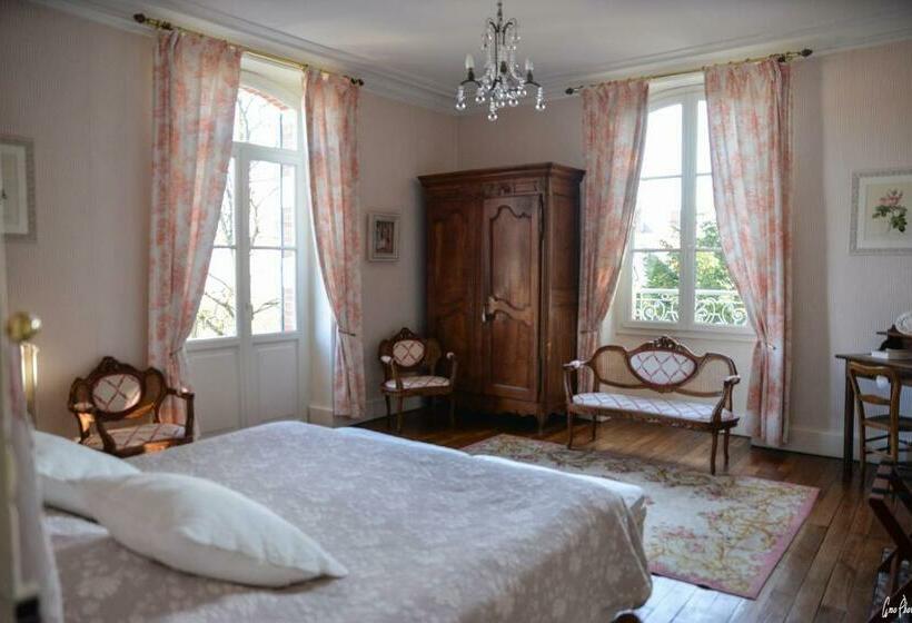 اتاق استاندارد, L'oustal