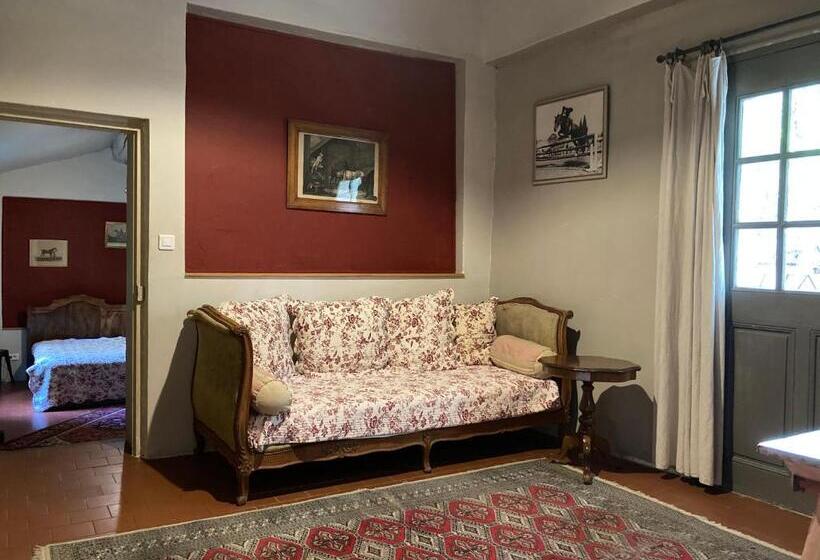 Suite with Terrace, Maison D Hôtes Campagne Baudeloup
