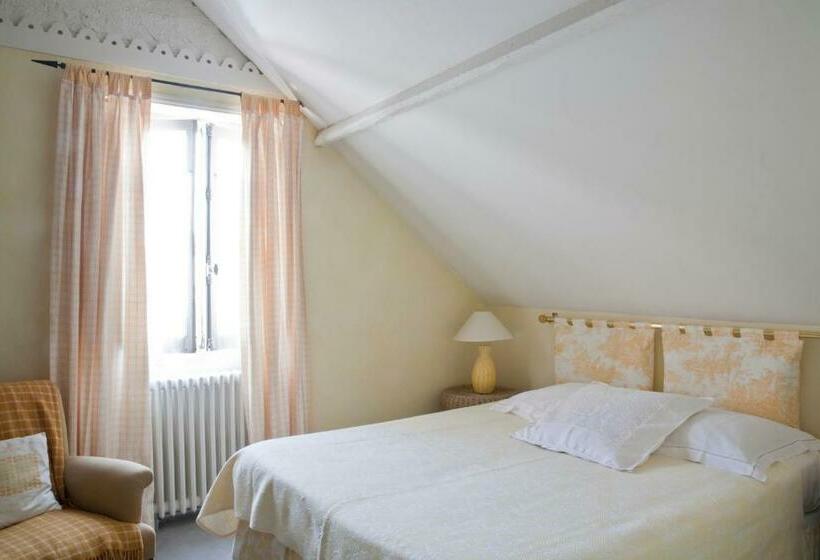 اتاق استاندارد سه نفره, Maison D Hôtes La Guérandière