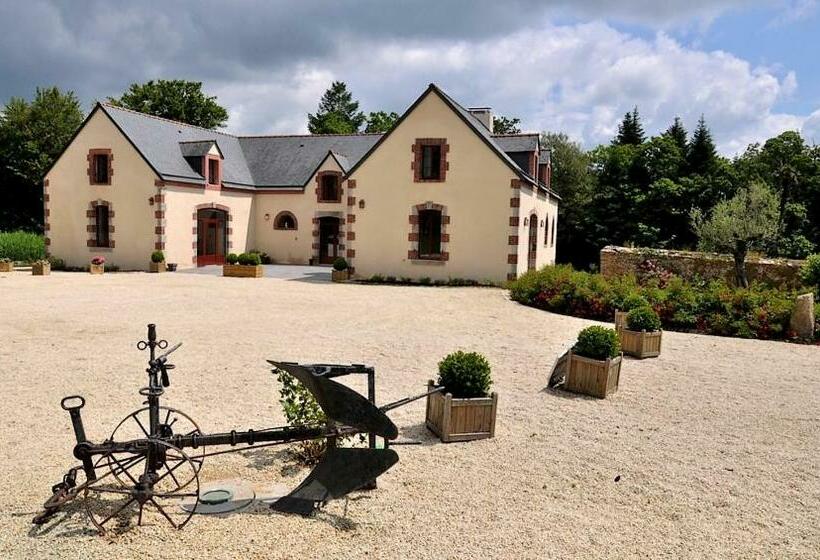 اتاق استاندارد, Manoir De Kerangosquer