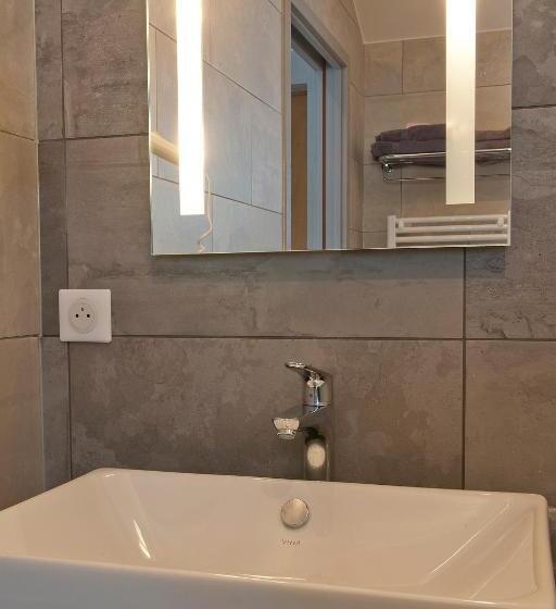 수피리어 룸, Aux Deux Clefs