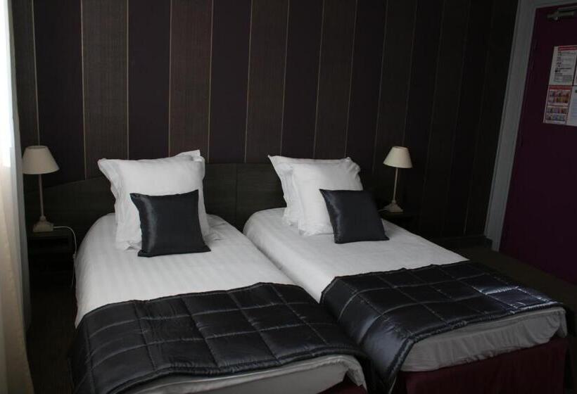Номер Комфорт, Hostellerie De La Quenoeuille