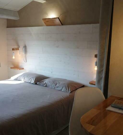 اتاق استاندارد, Logis Hotel L  Auberge D Uzes