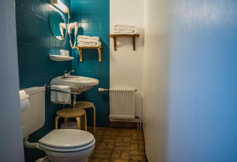 Номер Стандарт, Au Vieux Moulin