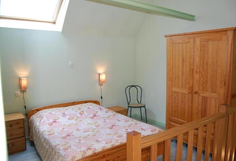 Четырехместный Номер Стандарт, Auberge Du Bord Des Eaux   Demi Pension Assurée Sur Réservation